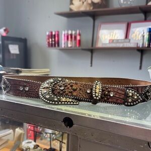 Justin Boots Brown Studded Western Leather Belt with Rhinestone Buckle